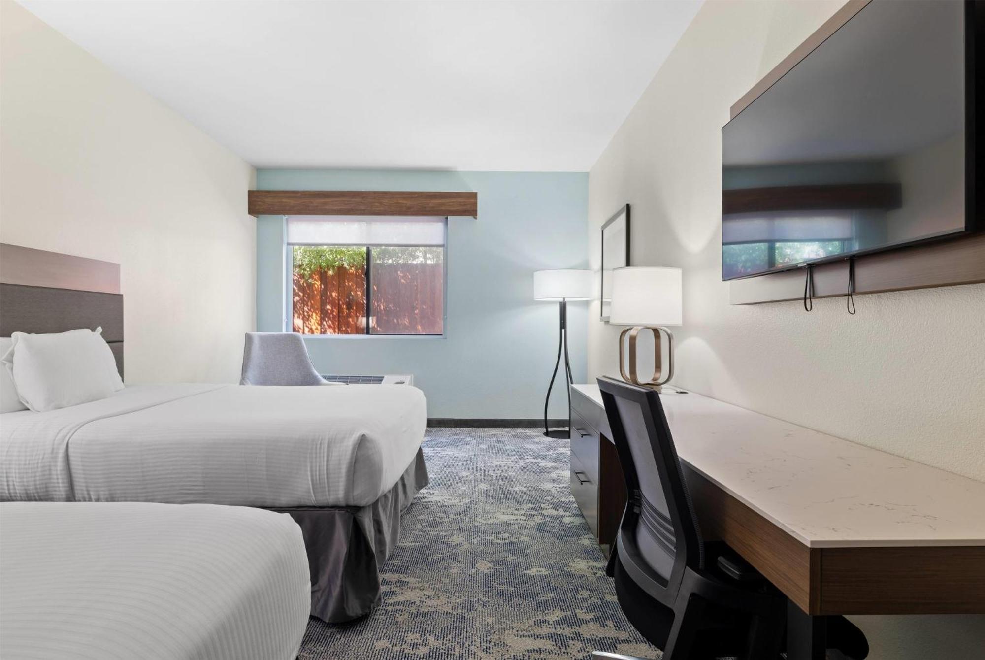 La Quinta Inn & Suites By Wyndham Santa Cruz Luaran gambar